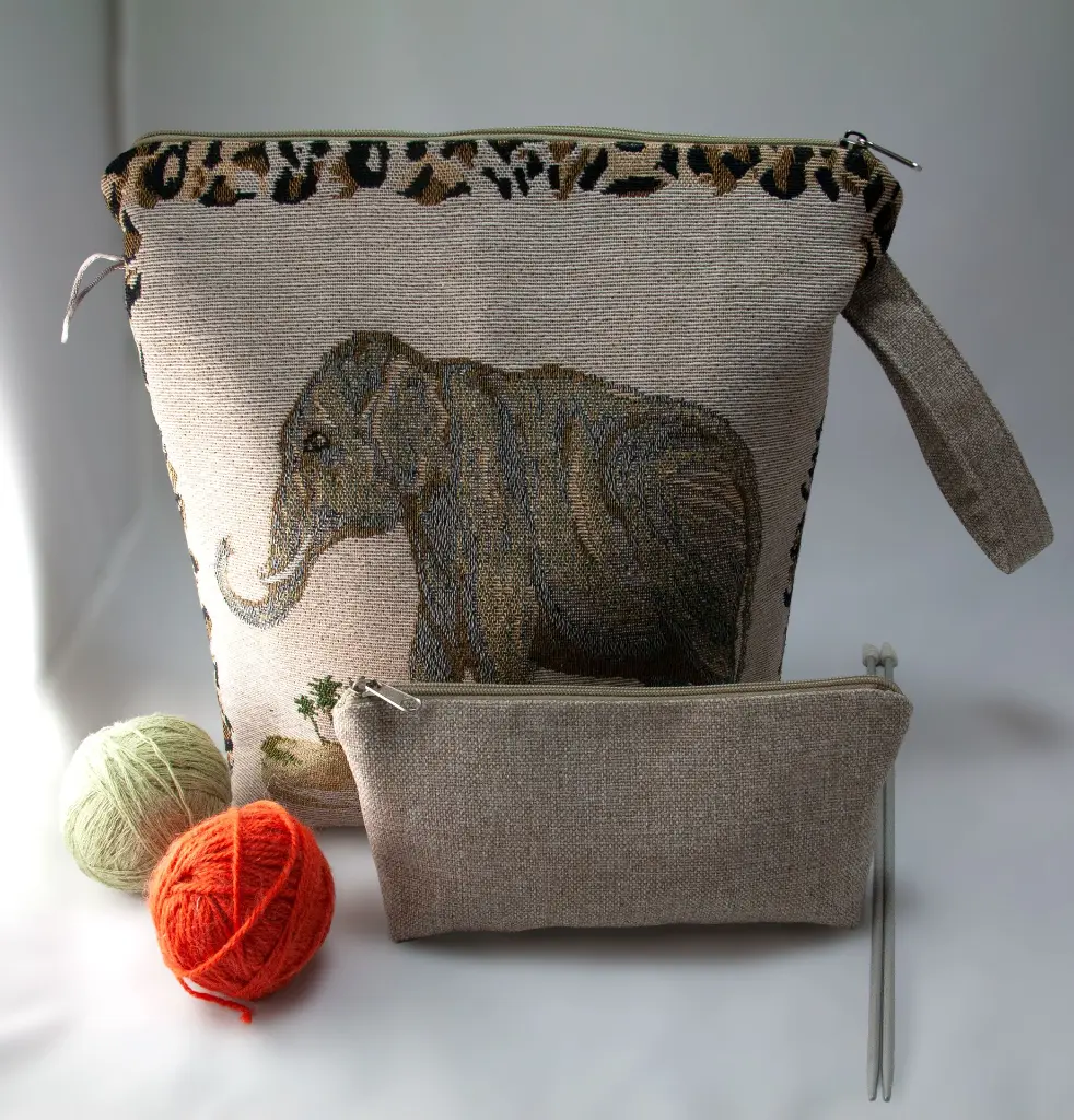 Zippered Elephant Beige Set Front 2.webp