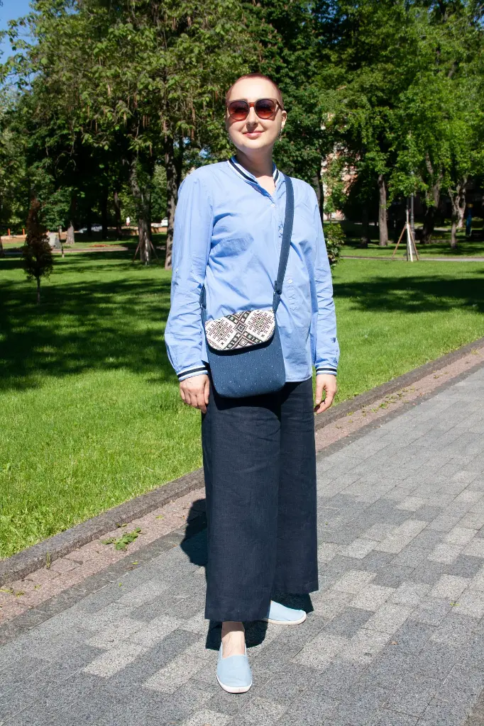 Nadin Crossbody Bag Black Ethnic Blue M.webp