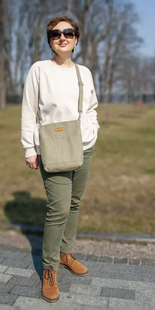 Front Large Crossbody Bag Afina Olive-2.webp