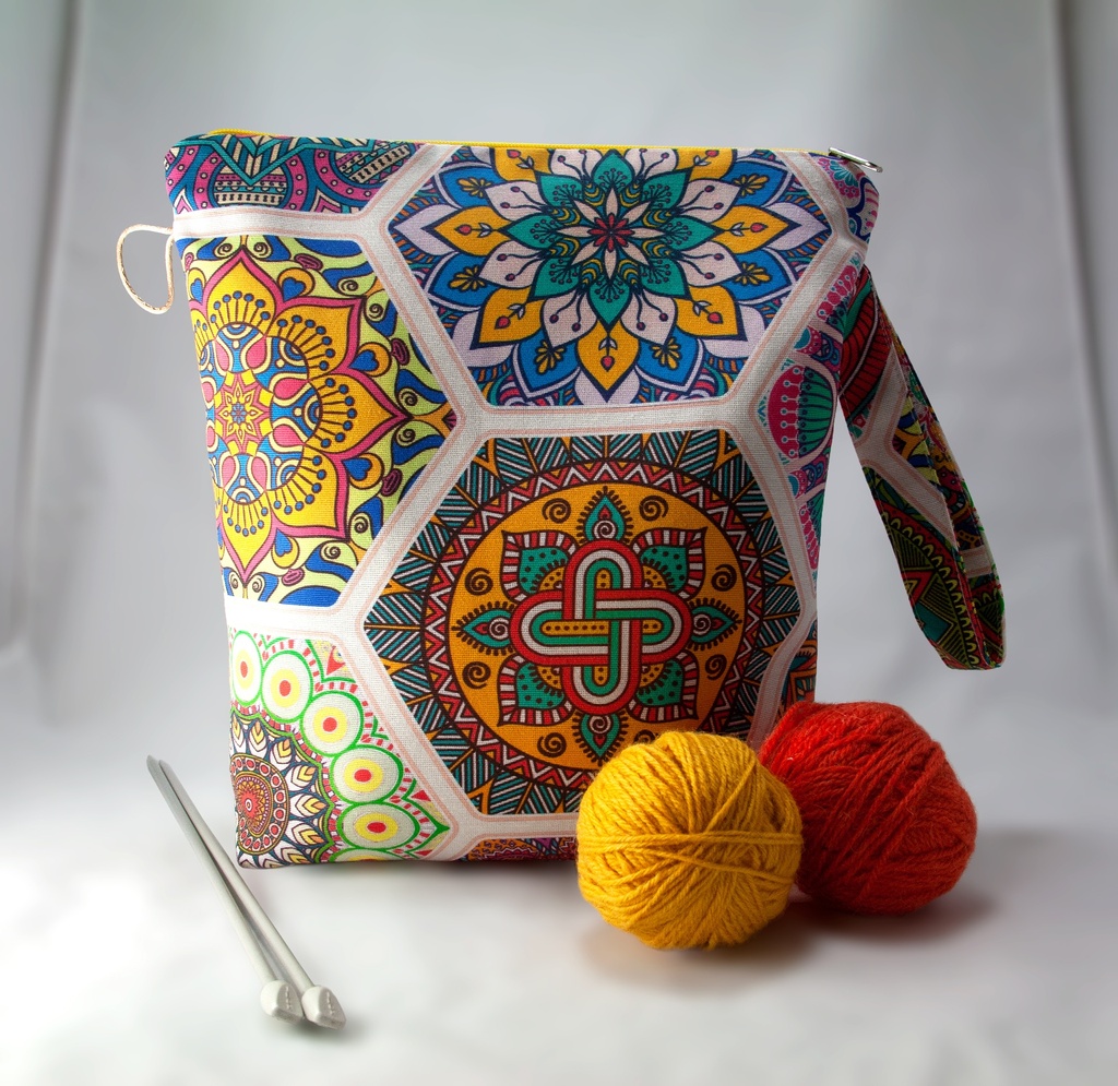 [pbz-mand-mcolor-xl] Zipper Mandala Multicolor XL